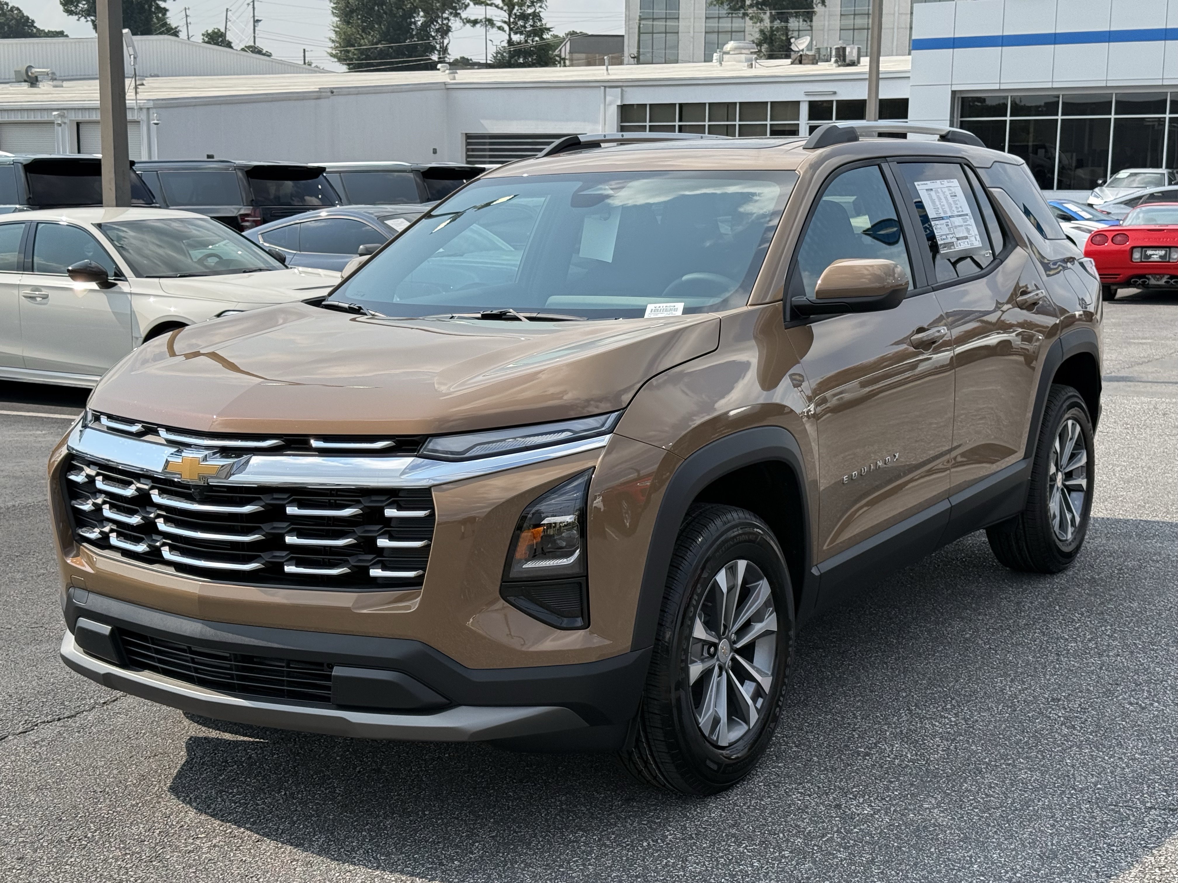 New 2027 Chevrolet Equinox LT FWD image 5