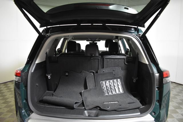 Used 2024 Nissan Pathfinder SL w/ Cargo Package AWD/4WD image 34