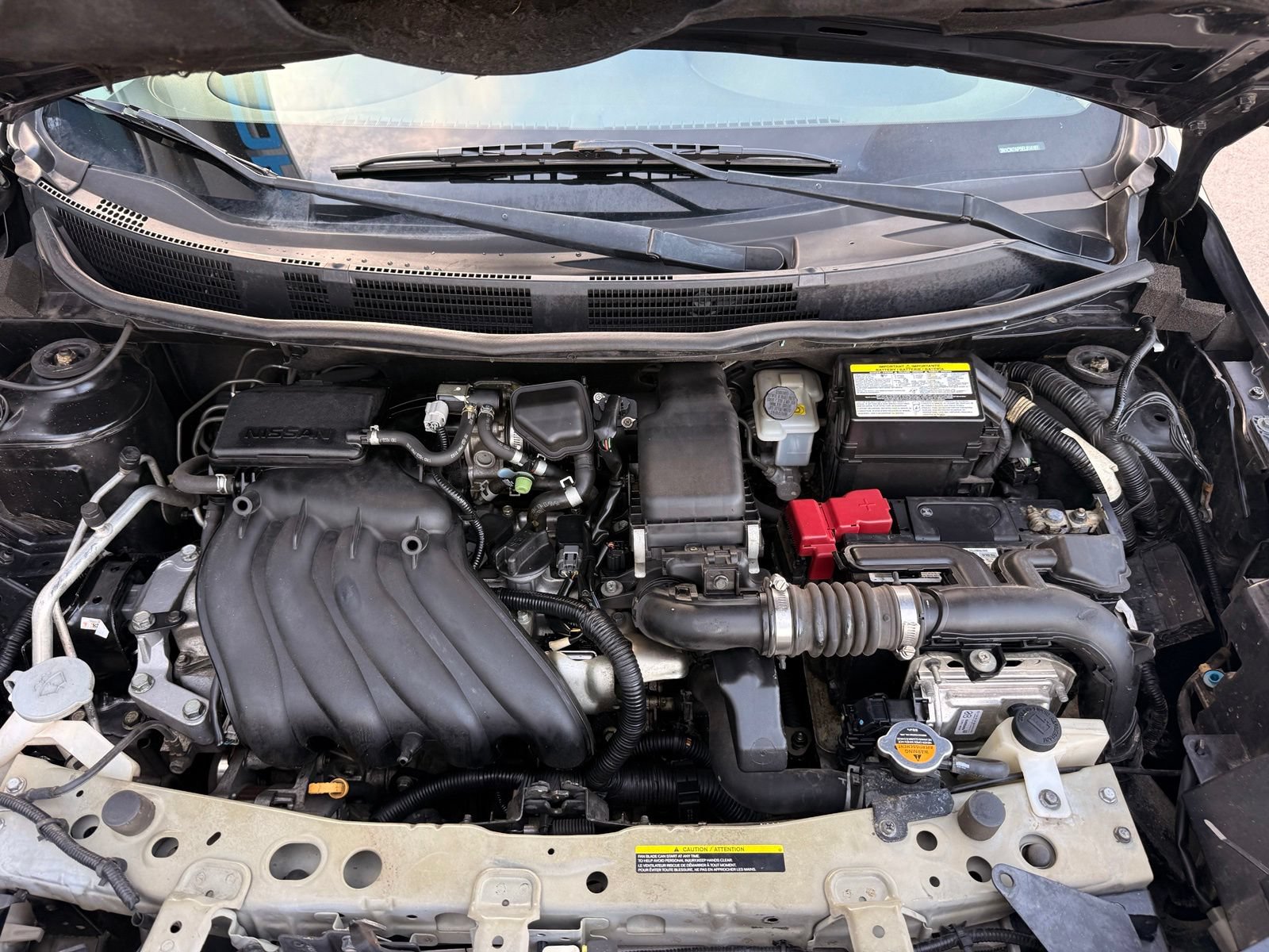 Used 2014 Nissan Versa SV FWD image 32