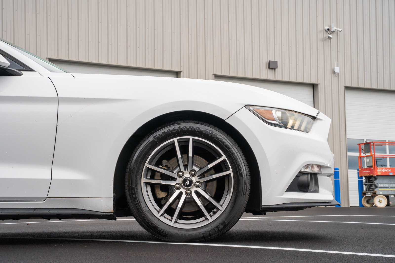 Used 2016 Ford Mustang Premium RWD image 12