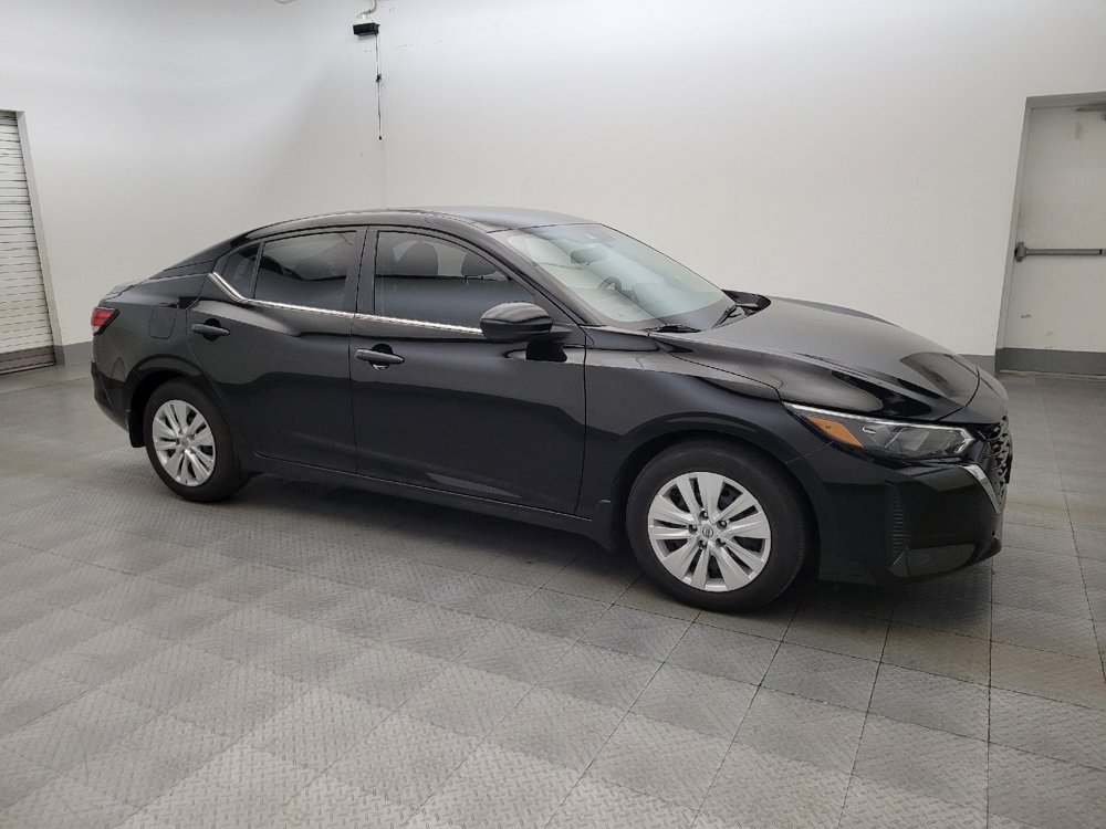 Used 2025 Nissan Sentra S FWD image 11