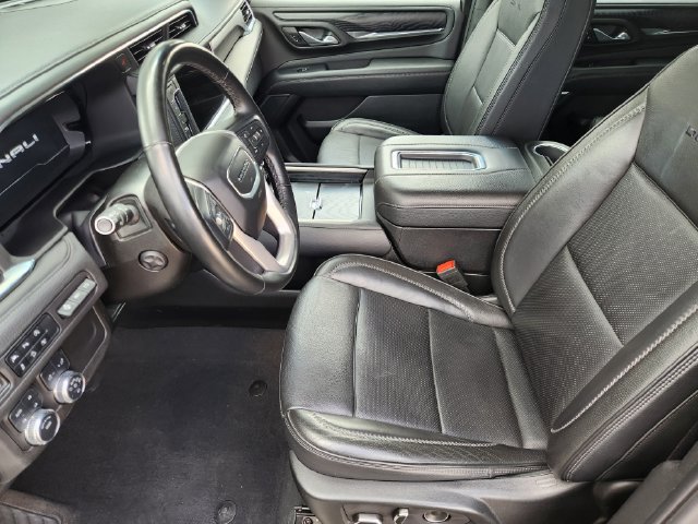 Used 2024 GMC Yukon Denali AWD/4WD image 10