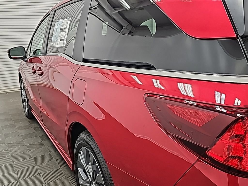 New 2026 Honda Odyssey Touring image 6
