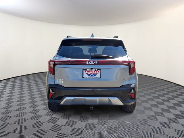 Used 2025 Kia Seltos EX AWD/4WD image 5
