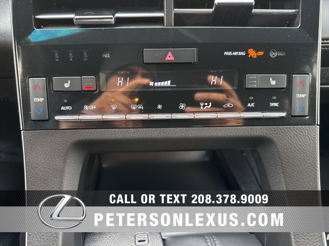 Used 2022 Toyota Avalon XLE image 13