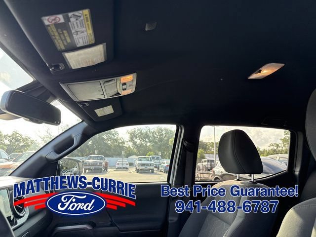 Used 2019 Toyota Tacoma TRD Sport w/ Technology Package AWD/4WD image 11