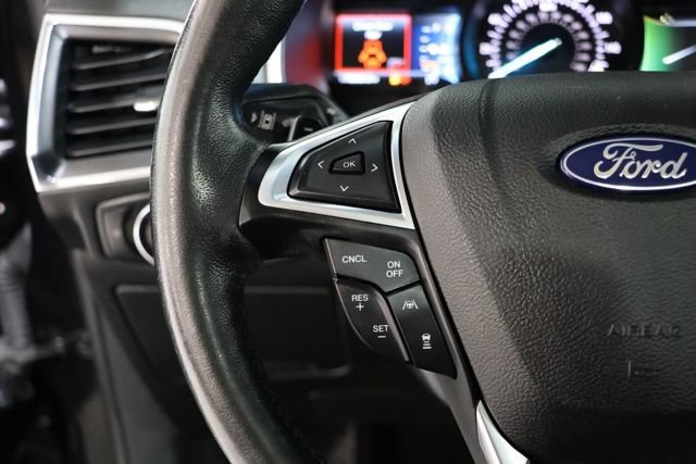 Used 2019 Ford Edge Titanium w/ Equipment Group 301A AWD/4WD image 20