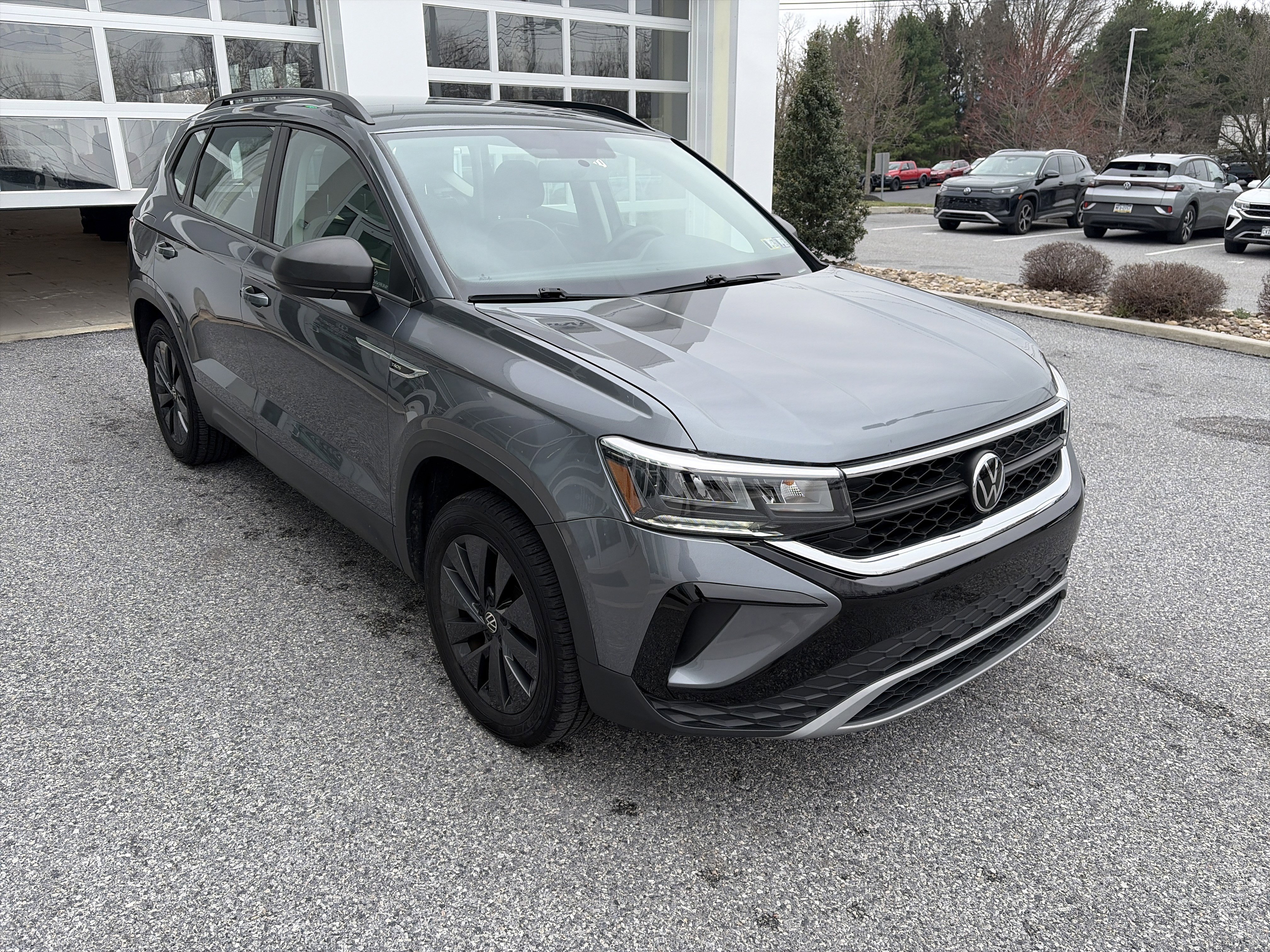 Used 2022 Volkswagen Taos S image 3