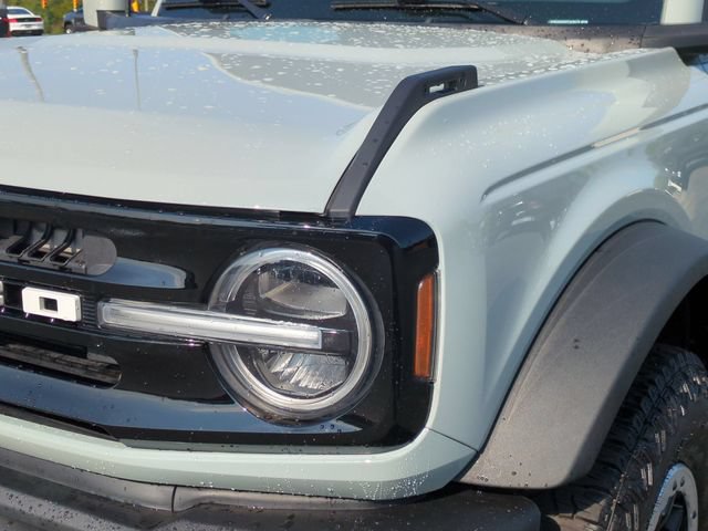 Used 2023 Ford Bronco Outer Banks w/ Sasquatch Package AWD/4WD image 9