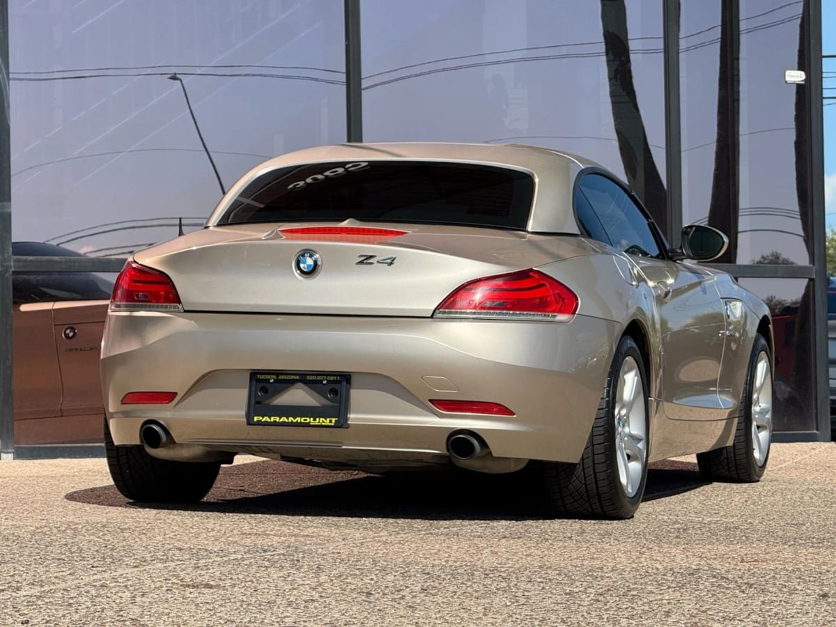Used 2011 BMW Z4 sDrive35i image 19