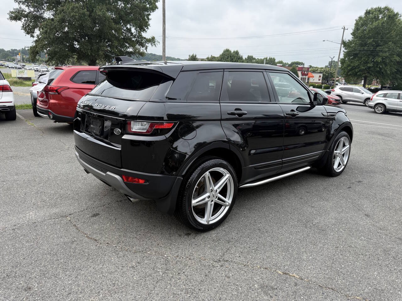 Used 2017 Land Rover Range Rover Evoque SE Premium AWD/4WD image 5