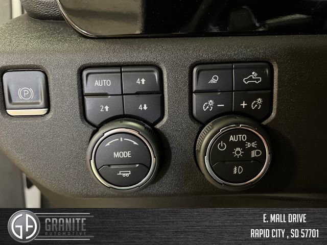 Used 2023 Chevrolet Silverado 1500 High Country image 31