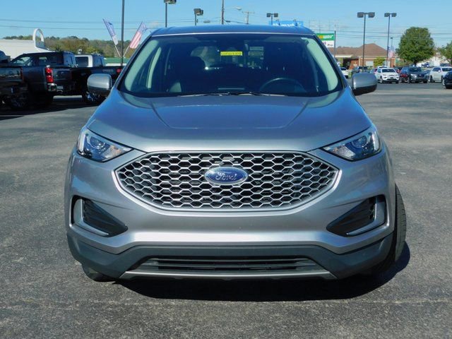 Used 2023 Ford Edge SEL image 3