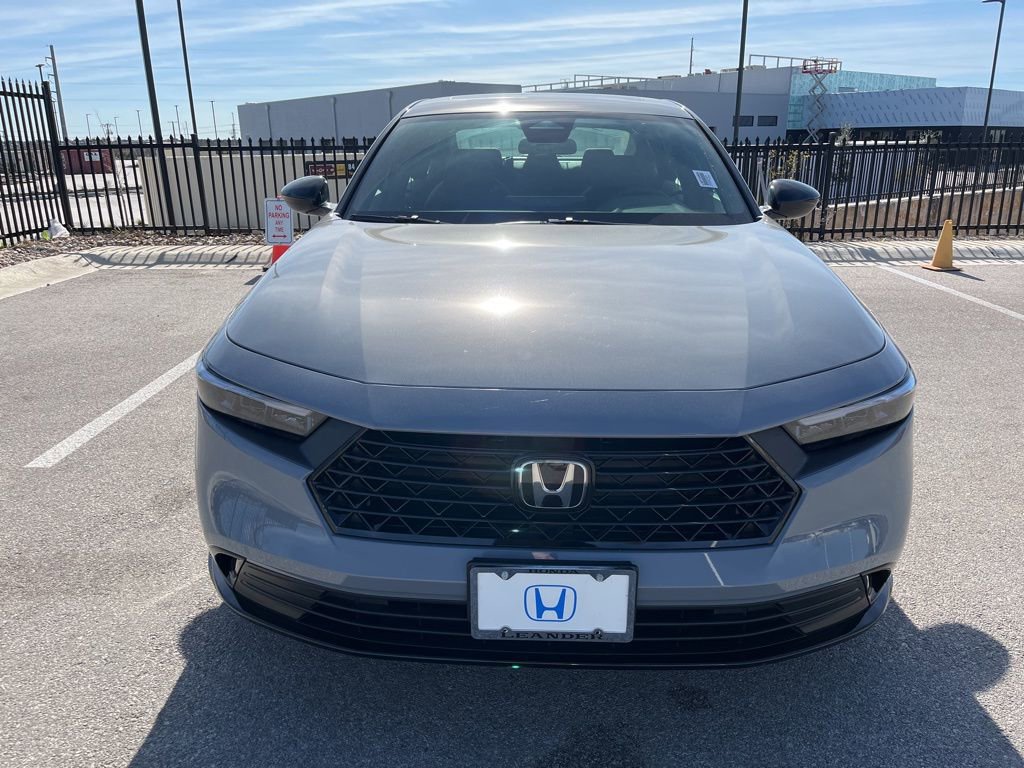 Used 2025 Honda Accord Sport image 2