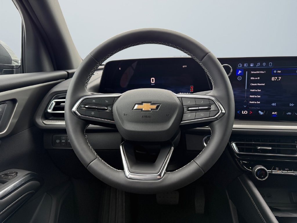 New 2027 Chevrolet Traverse LT w/ Driver Confidence Package FWD image 12