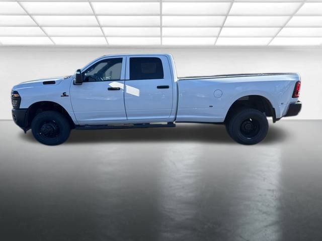 New 2026 RAM 3500 Tradesman image 8