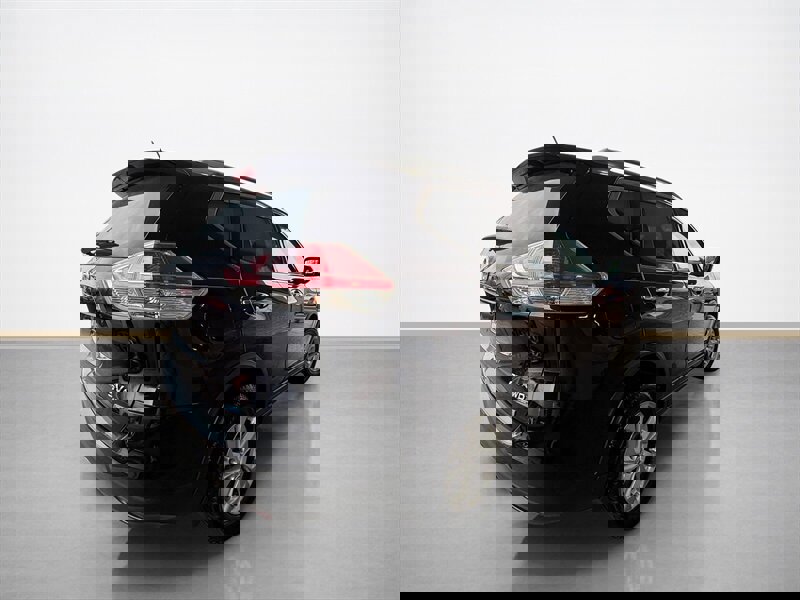 Used 2014 Nissan Rogue SV image 4