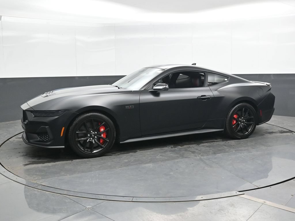 Used 2025 Ford Mustang GT Premium RWD image 9