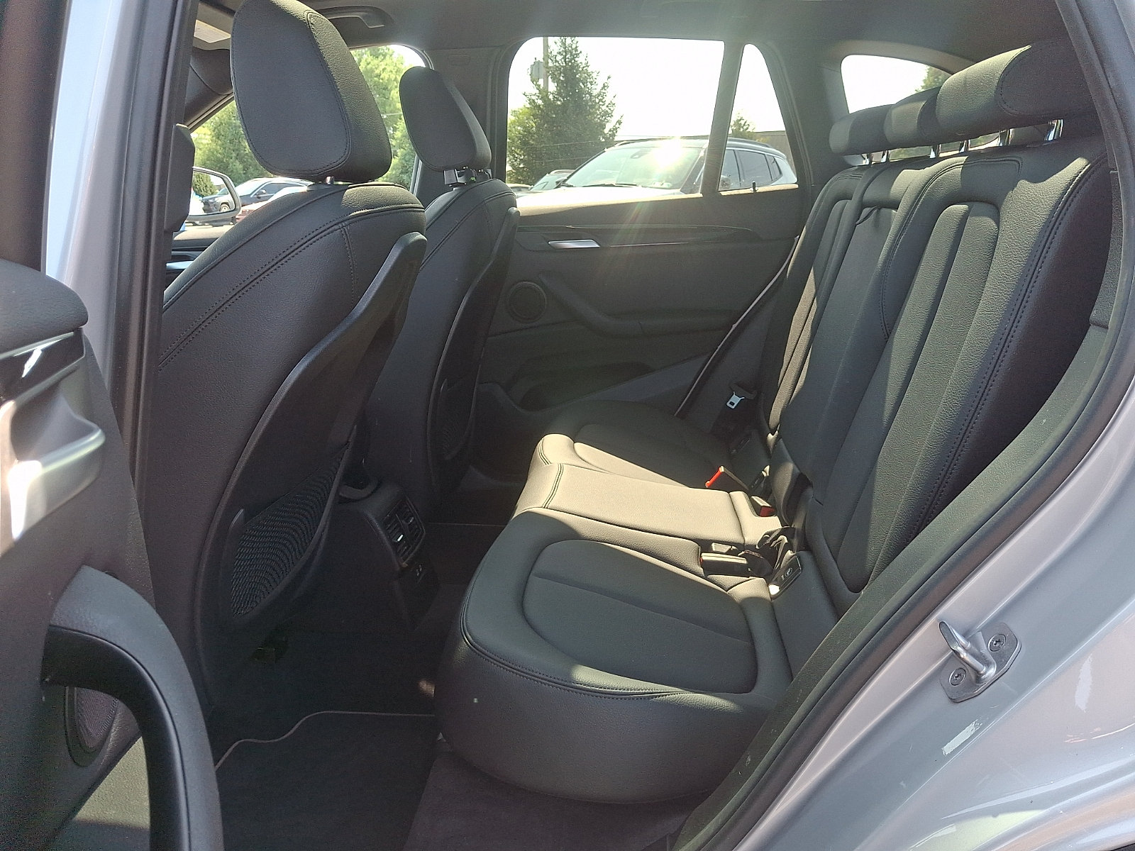 Used 2020 BMW X1 xDrive28i w/ Convenience Package AWD/4WD image 10