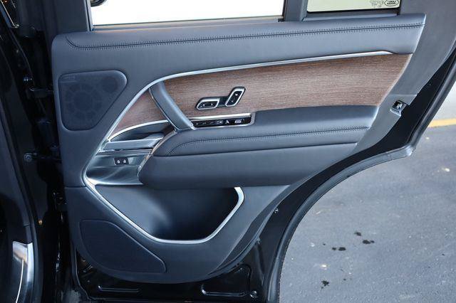 Used 2023 Land Rover Range Rover Autobiography AWD/4WD image 21