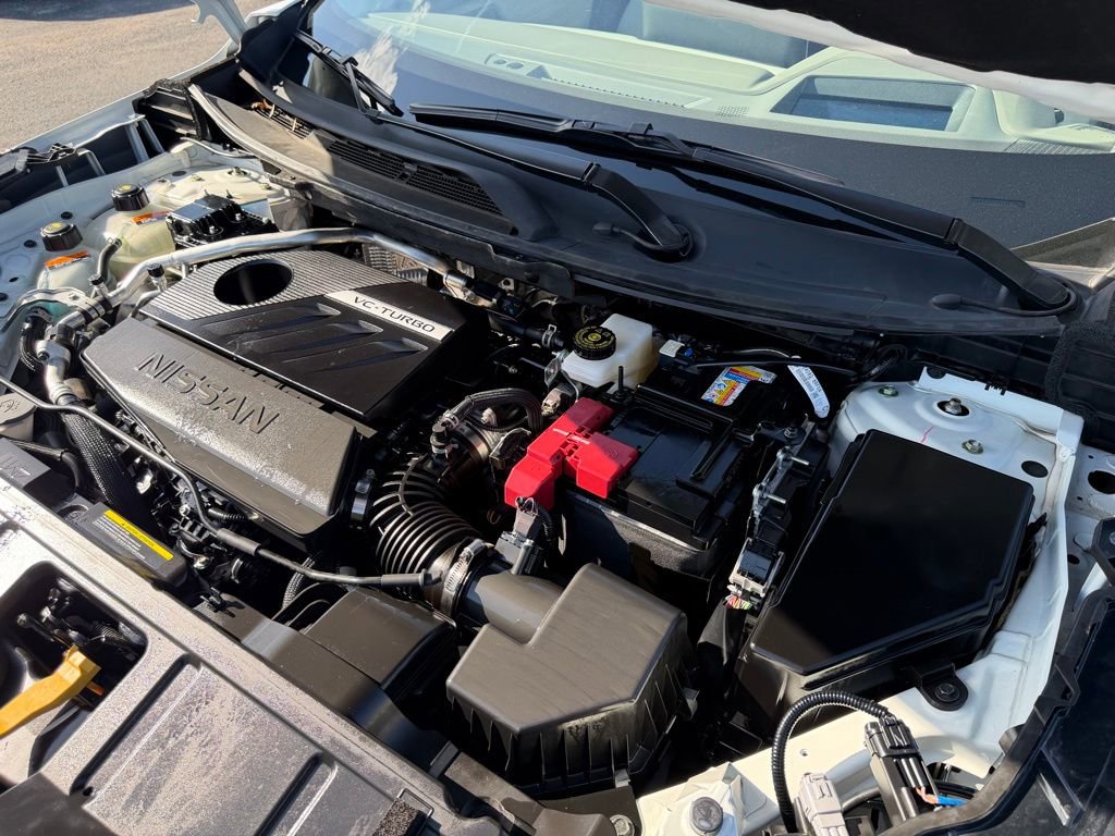 Used 2025 Nissan Rogue SL w/ Tech Package image 45