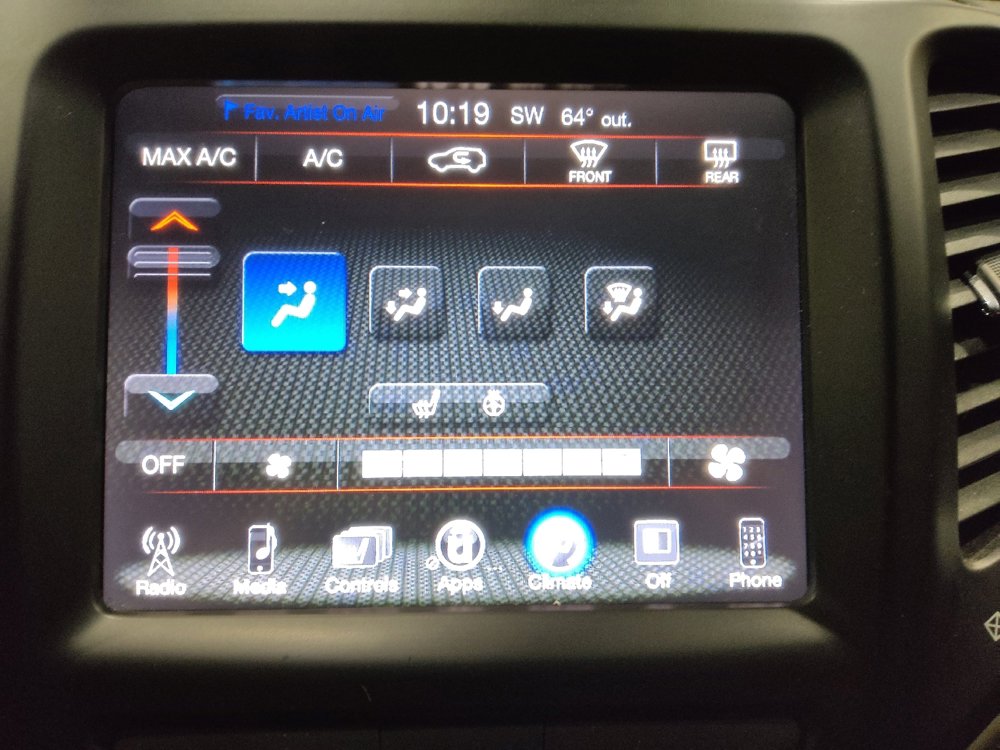 Used 2015 Jeep Cherokee Latitude w/ Cold Weather Group image 25