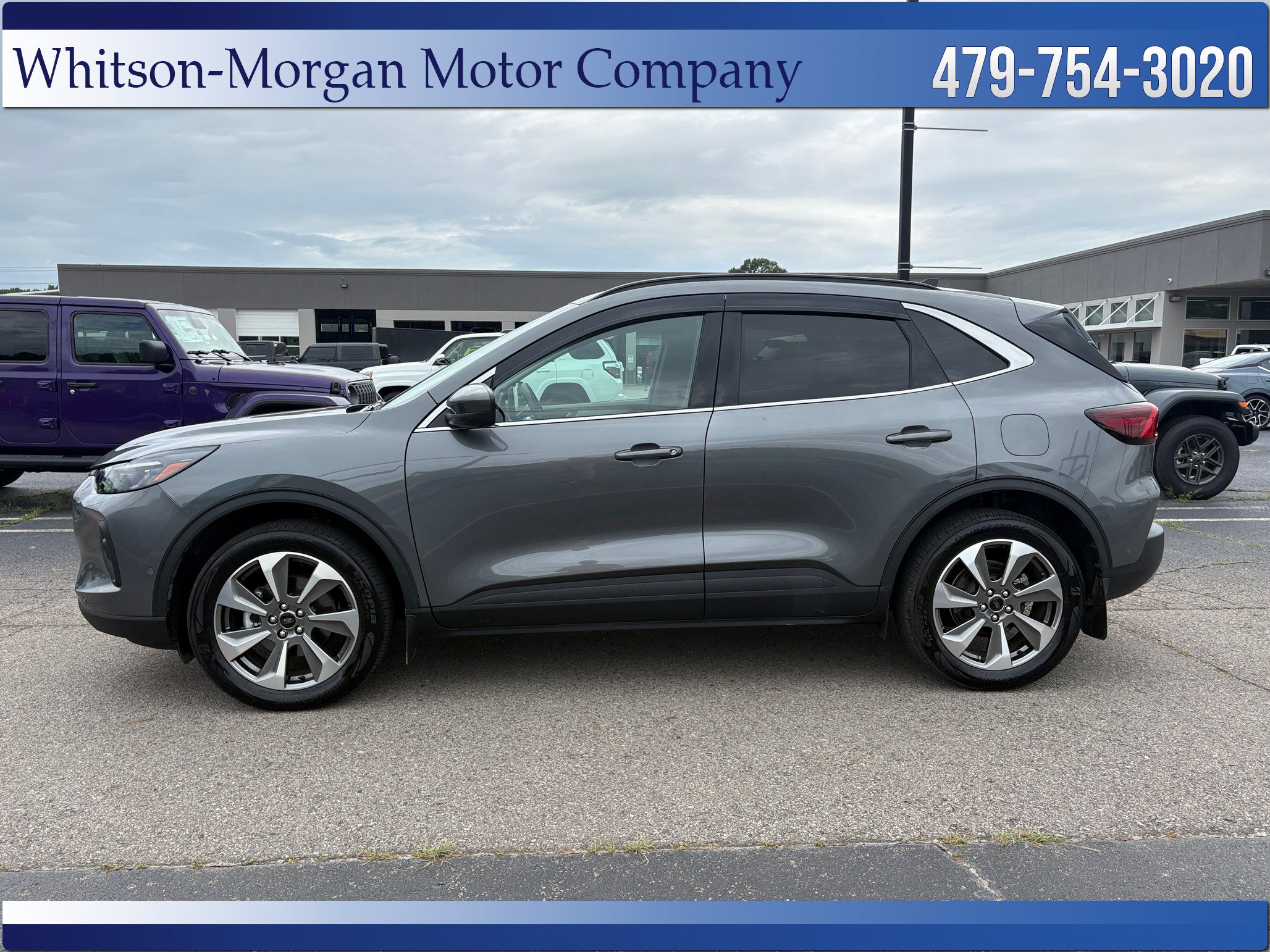 Used 2024 Ford Escape Platinum w/ Premium Technology Package AWD/4WD image 8