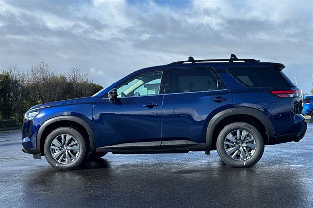 New 2026 Nissan Pathfinder SV image 7