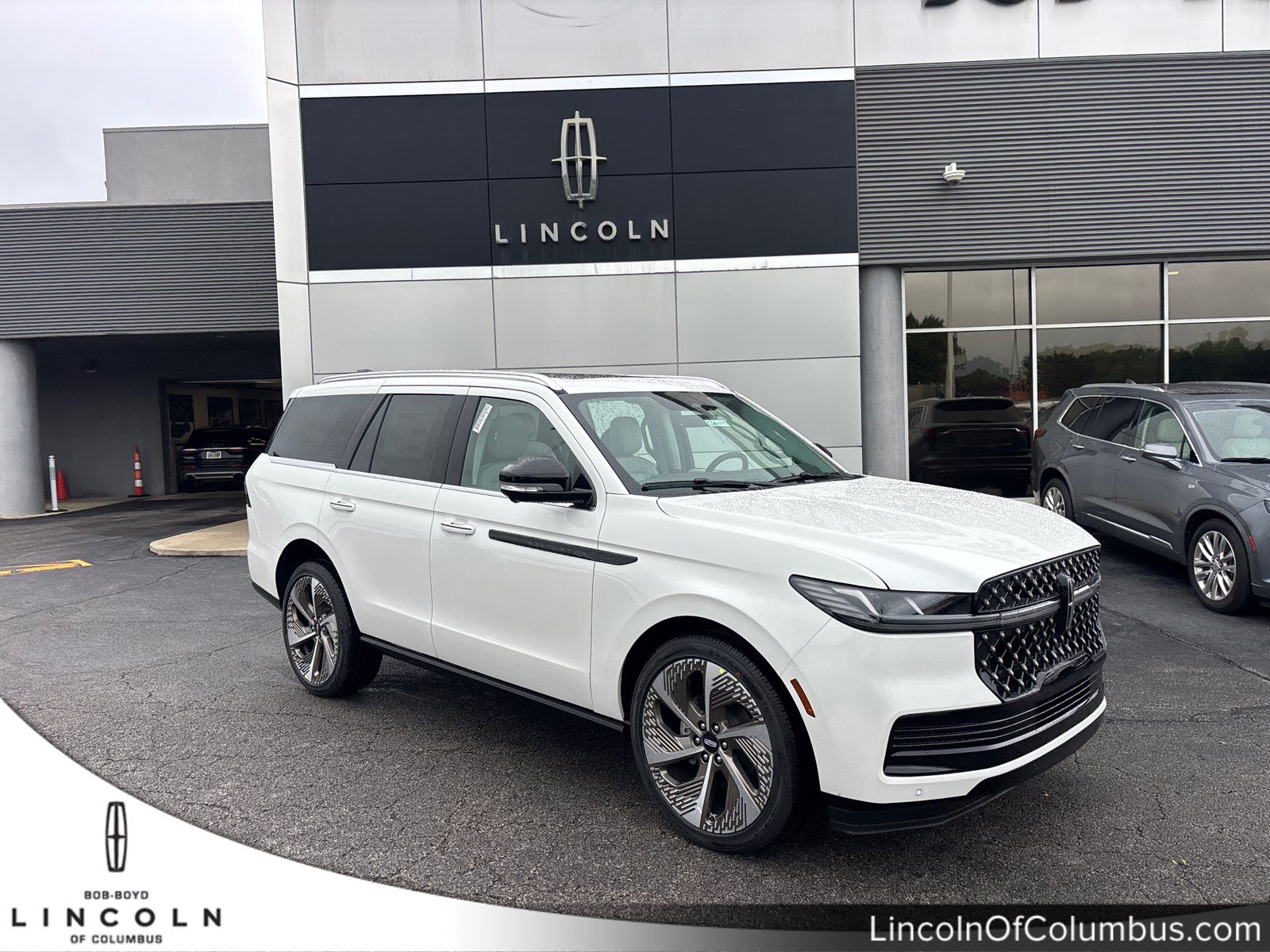 New 2026 Lincoln Navigator Black Label AWD/4WD video 1