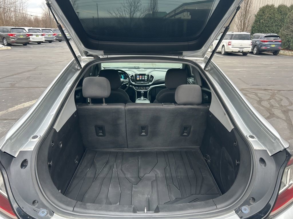 Used 2018 Chevrolet Volt LT w/ Comfort Package image 29