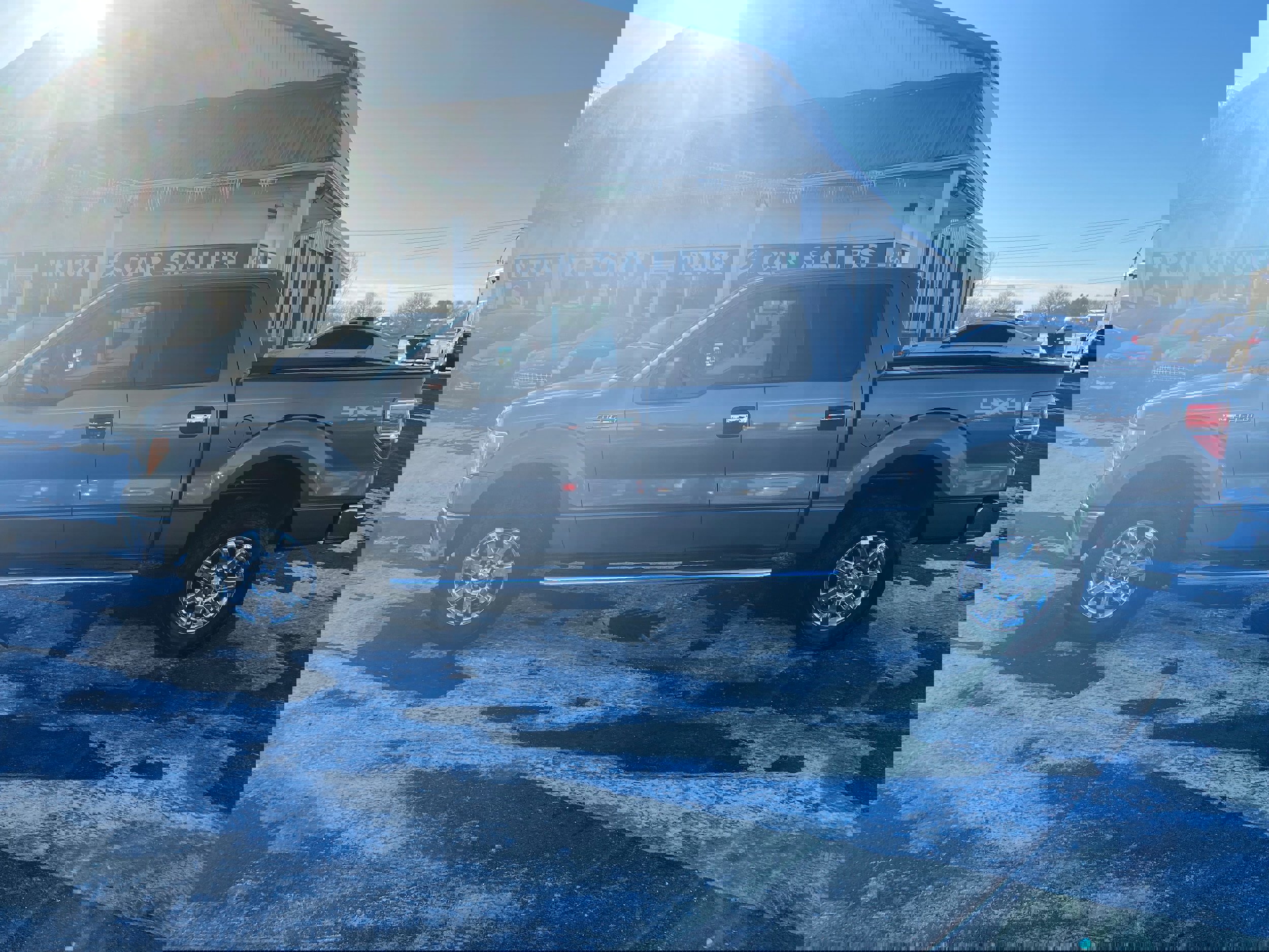 Used 2013 Ford F150 XLT w/ Luxury Equipment Group image 8