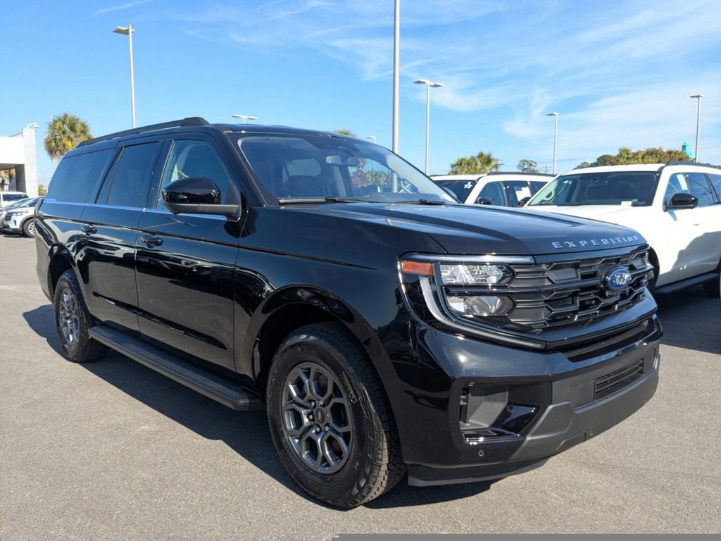 New 2025 Ford Expedition Max Active RWD image 2