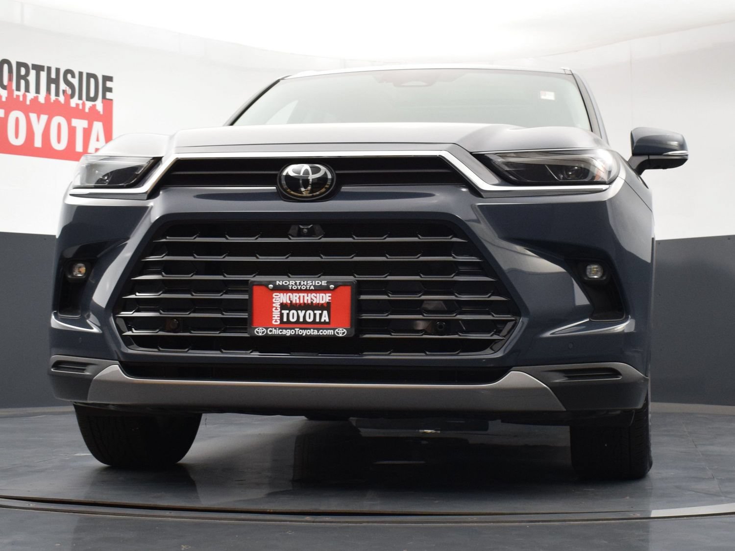 Used 2025 Toyota Grand Highlander AWD image 41