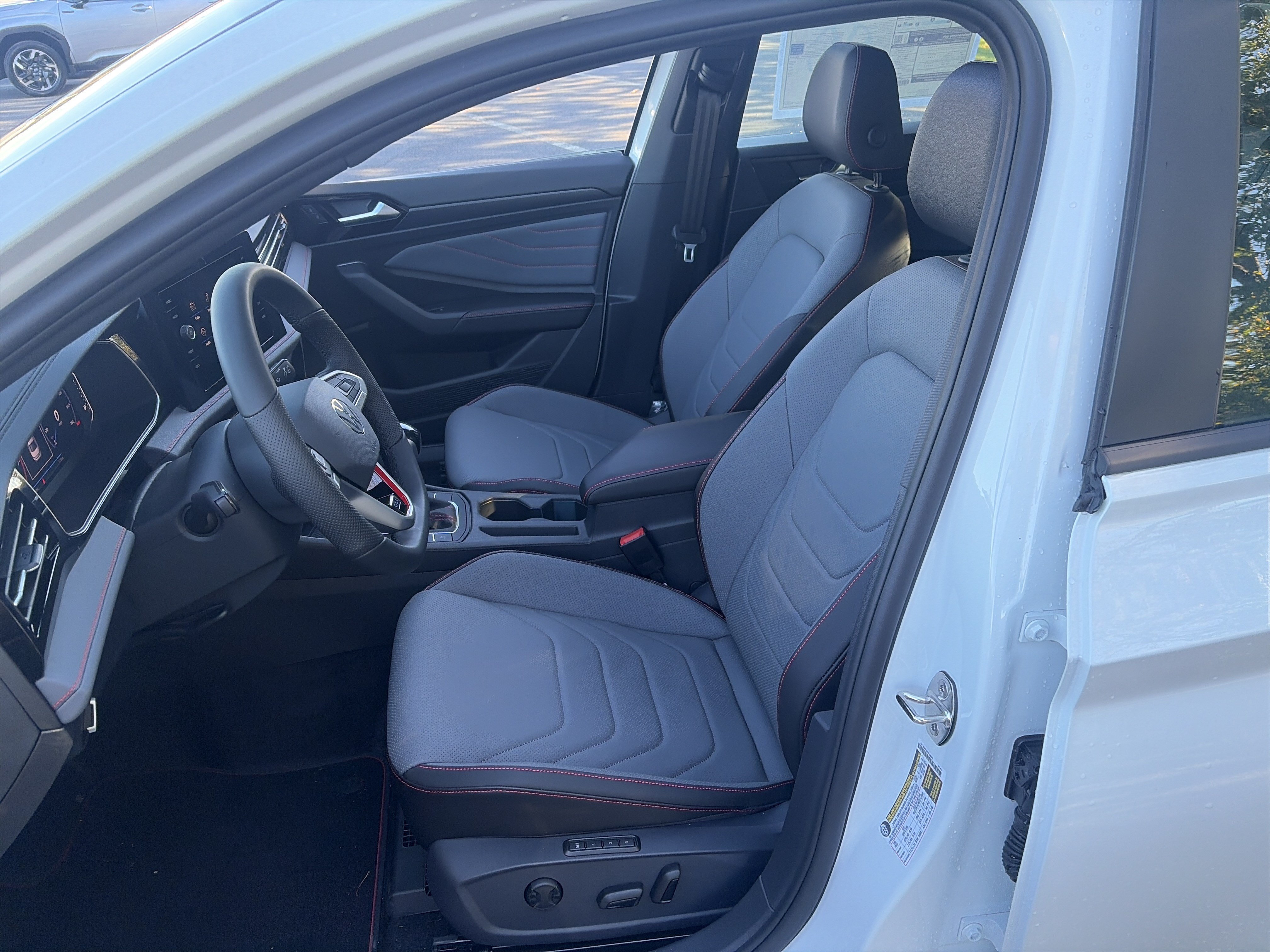 New 2026 Volkswagen Jetta GLI Autobahn FWD image 10