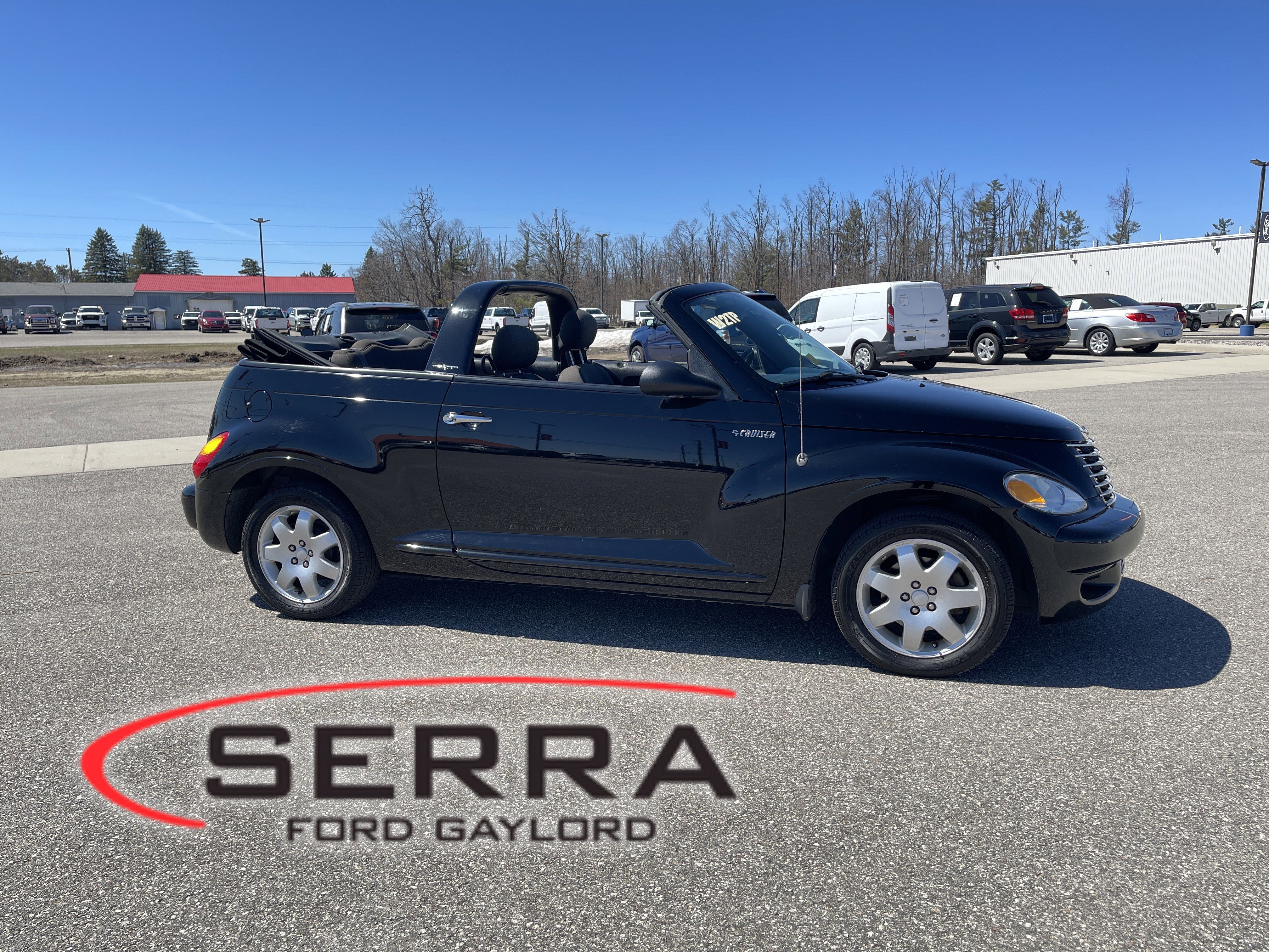 Used 2005 Chrysler PT Cruiser Touring FWD image 1