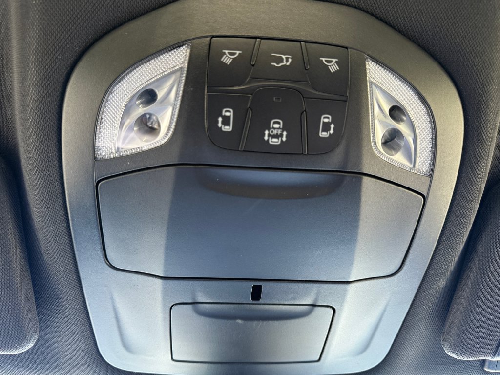 New 2026 Chrysler Pacifica Select AWD/4WD image 30