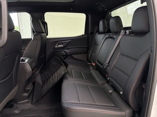 Certified 2025 Chevrolet Silverado EV RST AWD/4WD image 16