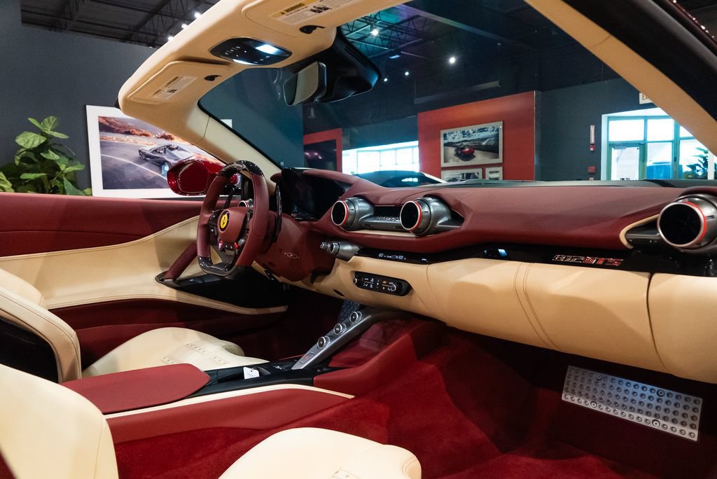Certified 2022 Ferrari 812 GTS RWD image 42