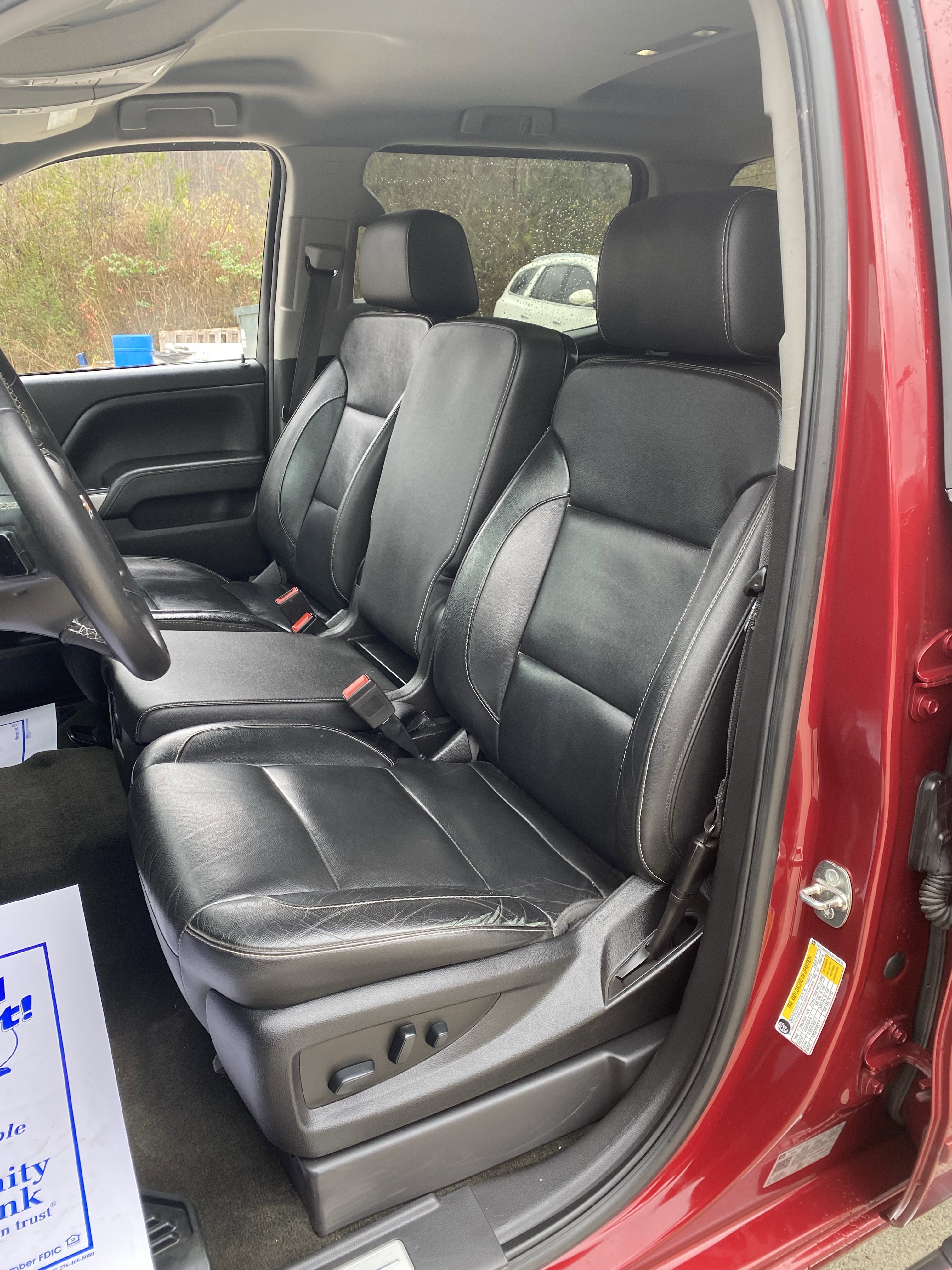 Used 2018 Chevrolet Silverado 1500 LT w/ All Star Edition image 4