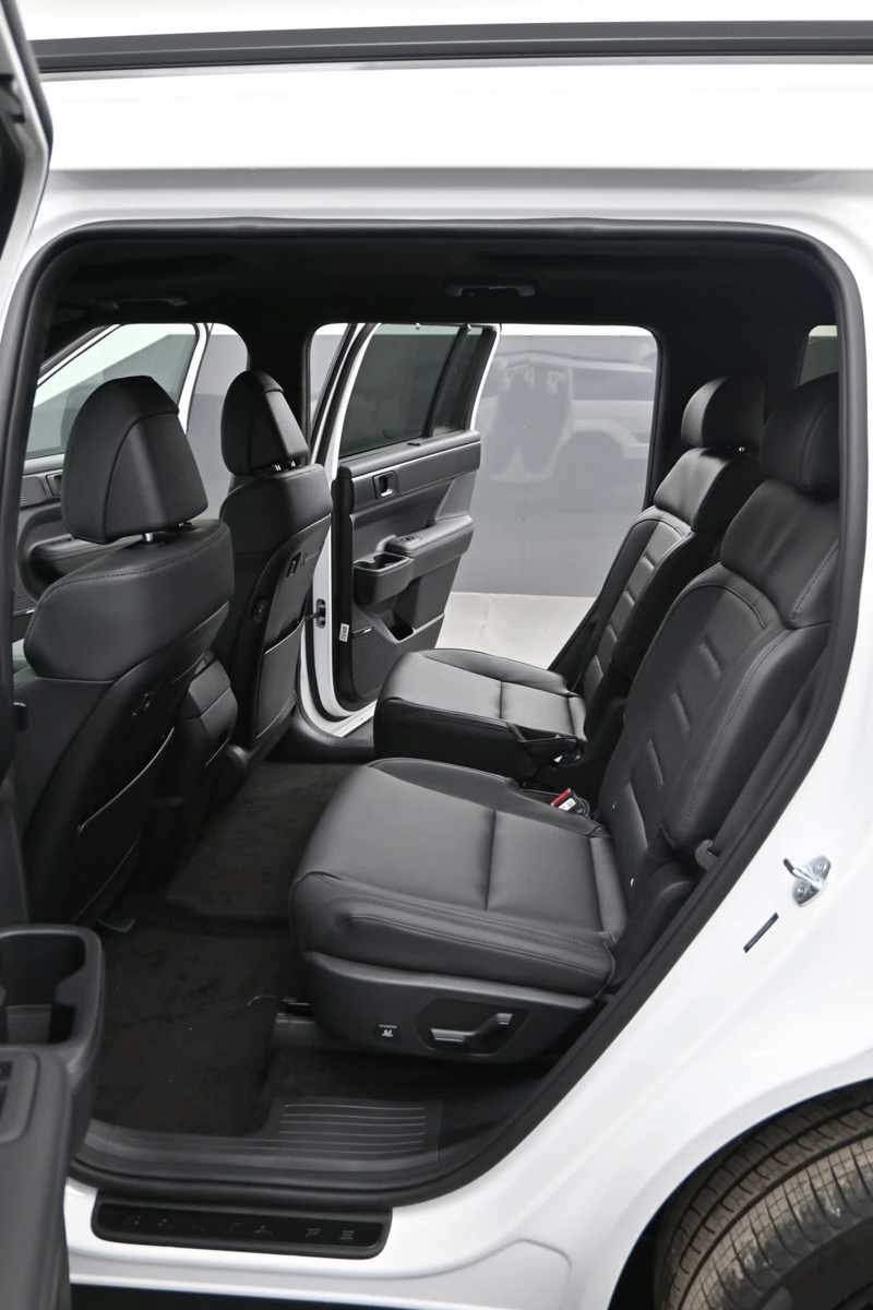 New 2026 Hyundai Santa Fe Calligraphy AWD/4WD image 14