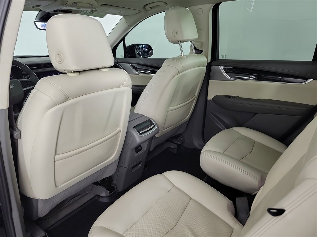 Certified 2023 Cadillac XT6 Premium Luxury w/ Technology Package image 13