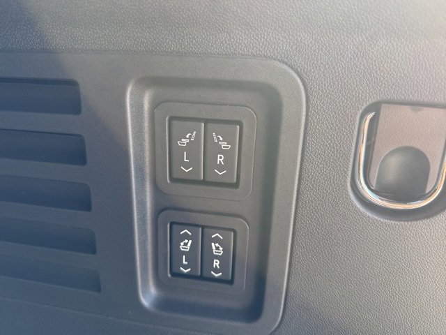 New 2026 Buick Enclave Preferred w/ Power Package image 13