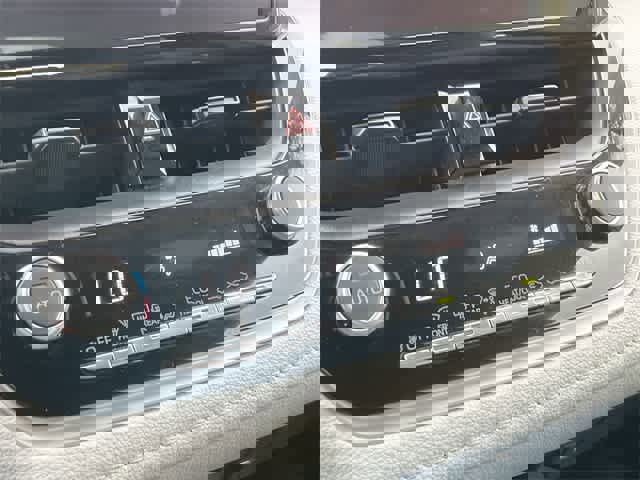 Used 2024 Toyota Corolla SE image 24