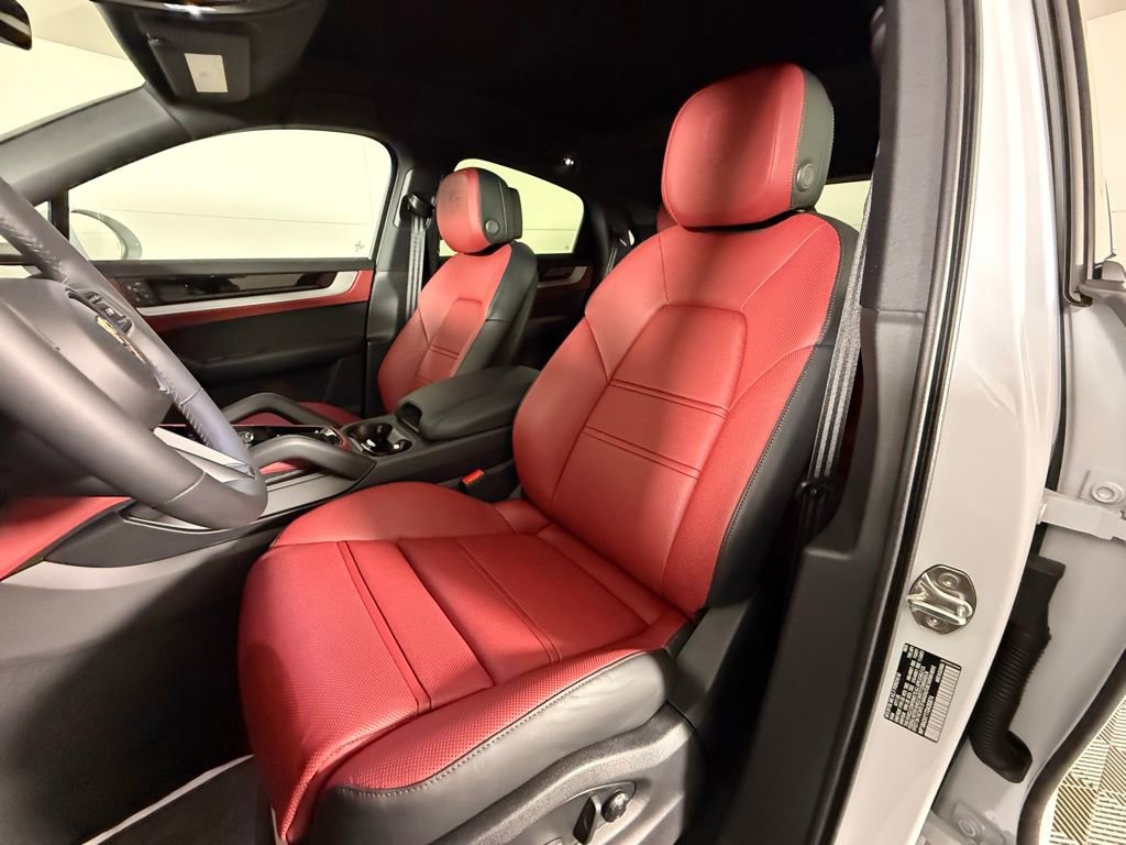 New 2026 Porsche Cayenne Coupe image 5