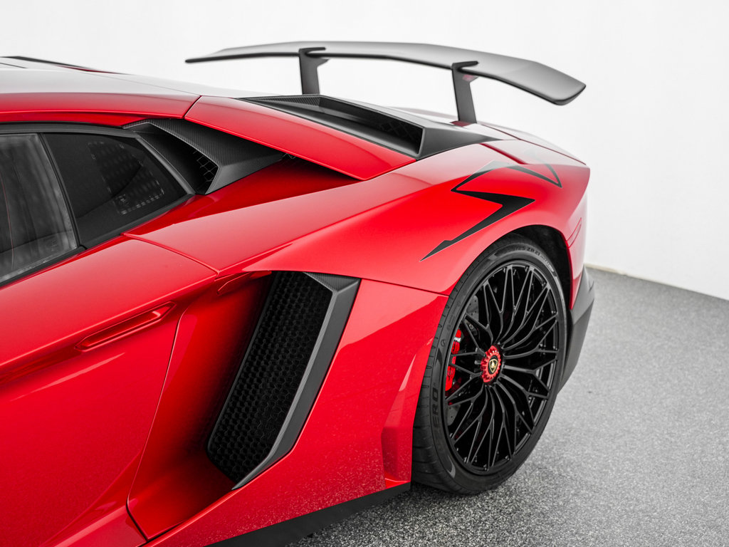 Used 2016 Lamborghini Aventador LP 750-4 Superveloce AWD/4WD image 41