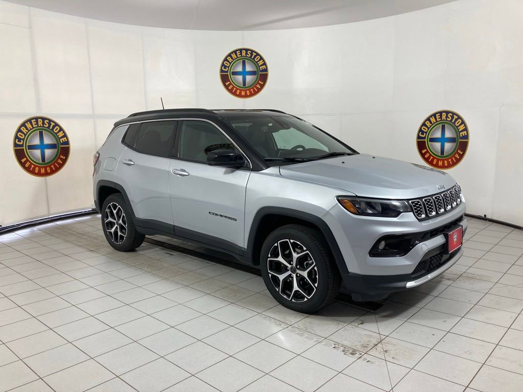 Used 2025 Jeep Compass Limited image 19