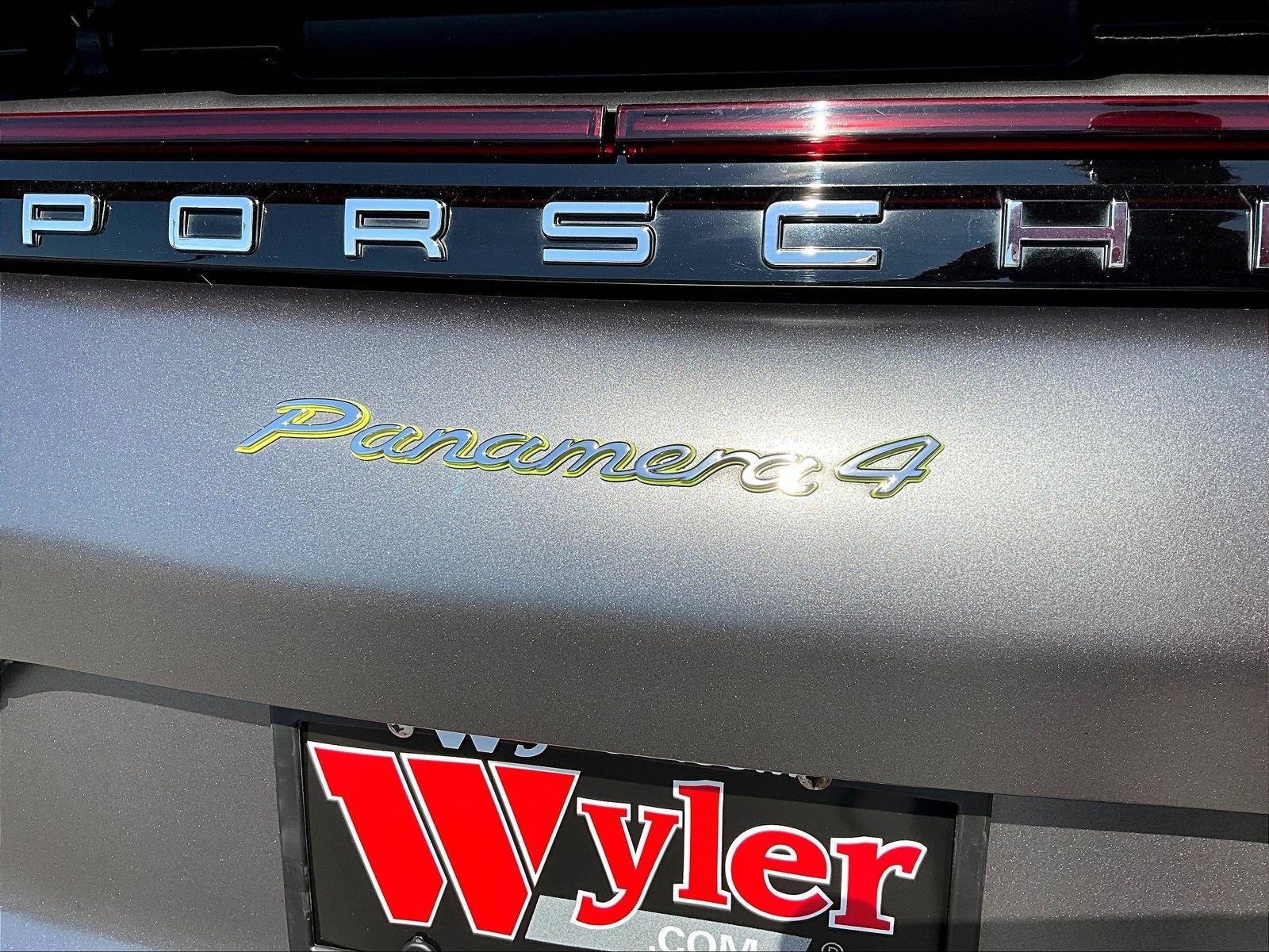 Used 2018 Porsche Panamera 4 AWD/4WD image 24