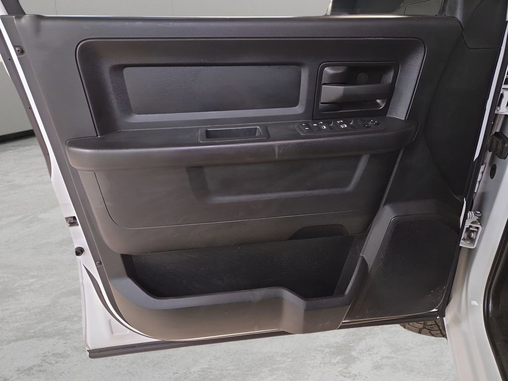 Used 2022 RAM 2500 Tradesman image 11