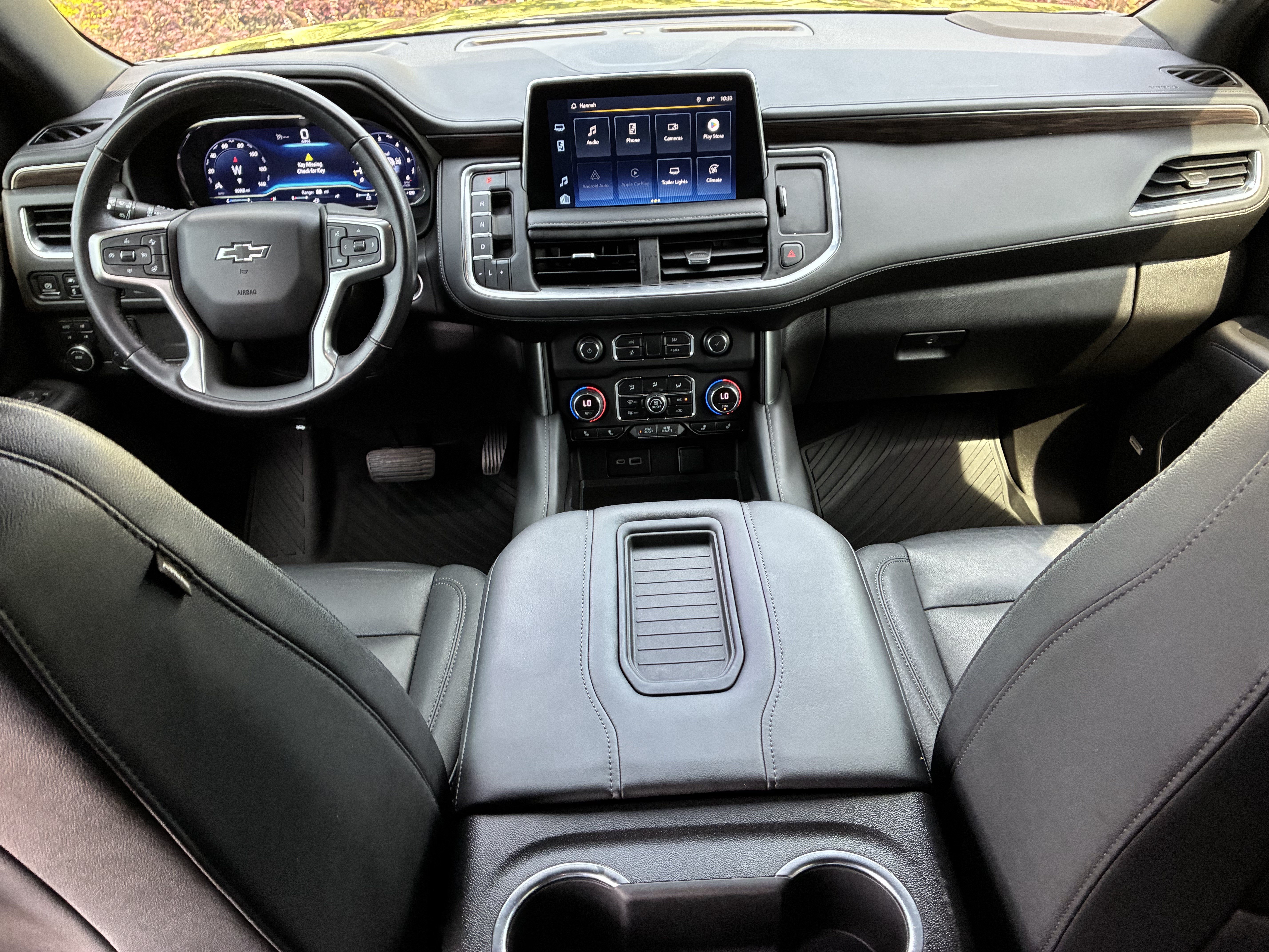 Used 2022 Chevrolet Tahoe Z71 w/ Luxury Package AWD/4WD image 20