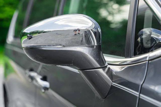 Certified 2019 Chrysler Pacifica Limited FWD image 23